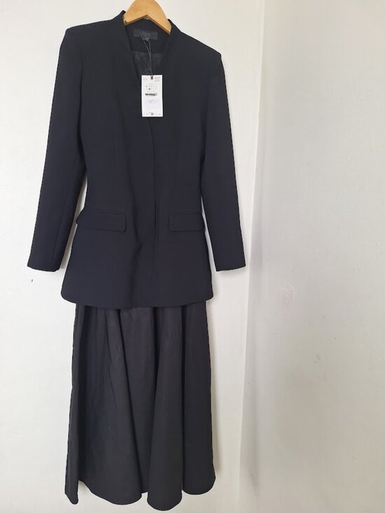 ZARA Black Blazer Midi Dress Size S 100% Viscose  Tailored Structured NWT - Picture 2 of 7